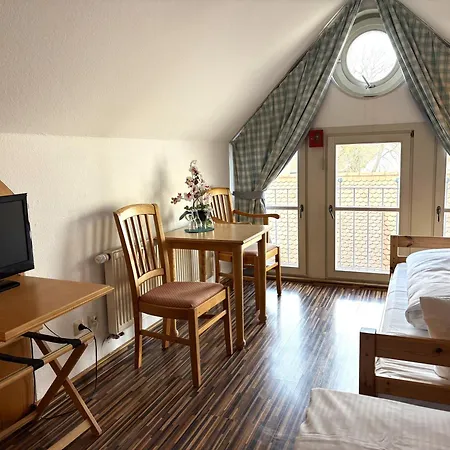 Hotel Goldener Adler Hallstadt