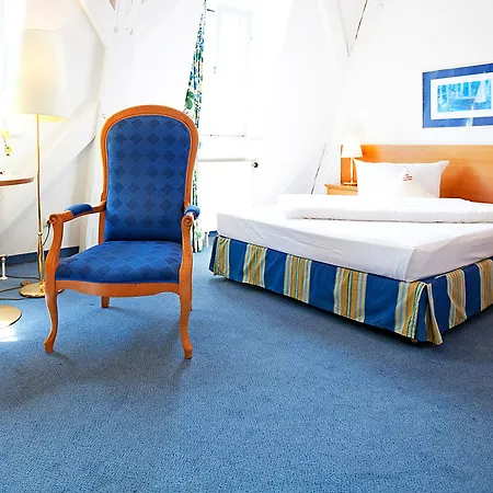 Goldener Adler Hotel 3*