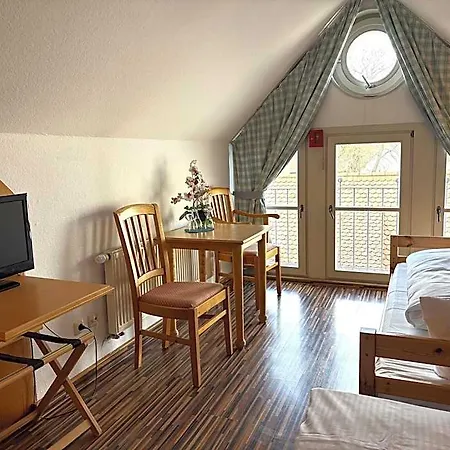 Goldener Adler Garni 3* Hallstadt