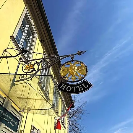 Goldener Adler Garni 3* Hallstadt