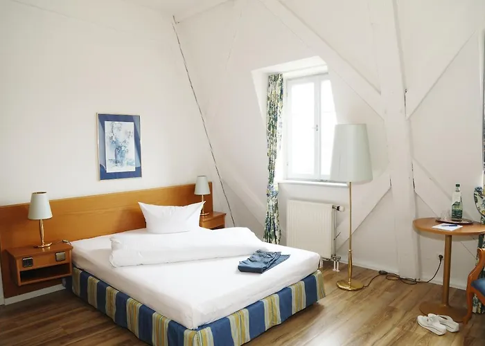 Goldener Adler Garni Hotel Hallstadt