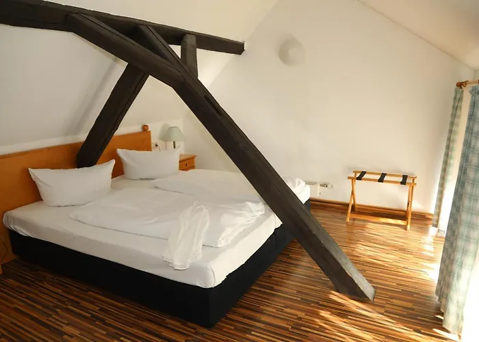 Goldener Adler Garni Hotel