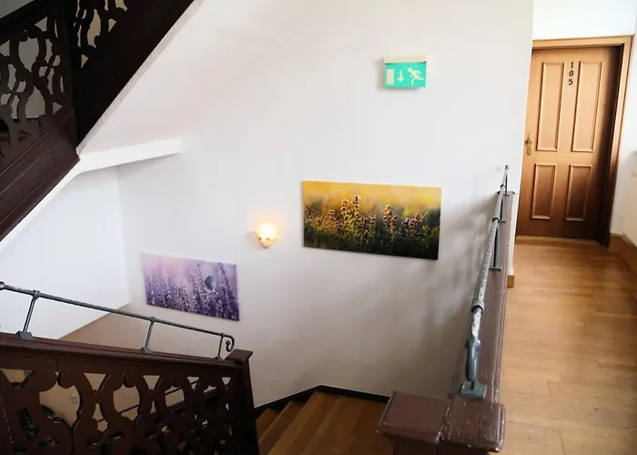 Hotel Goldener Adler Garni 3*